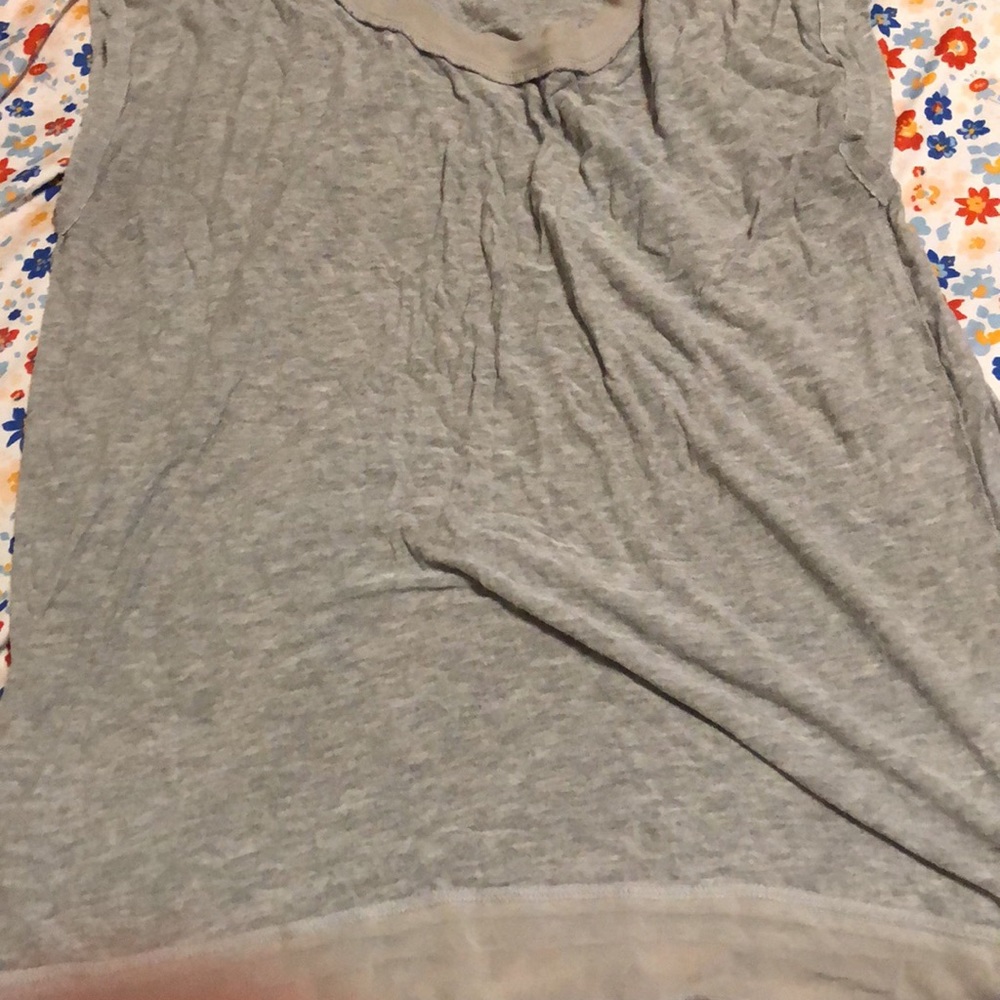 Shirts - Picture 3 of 4
